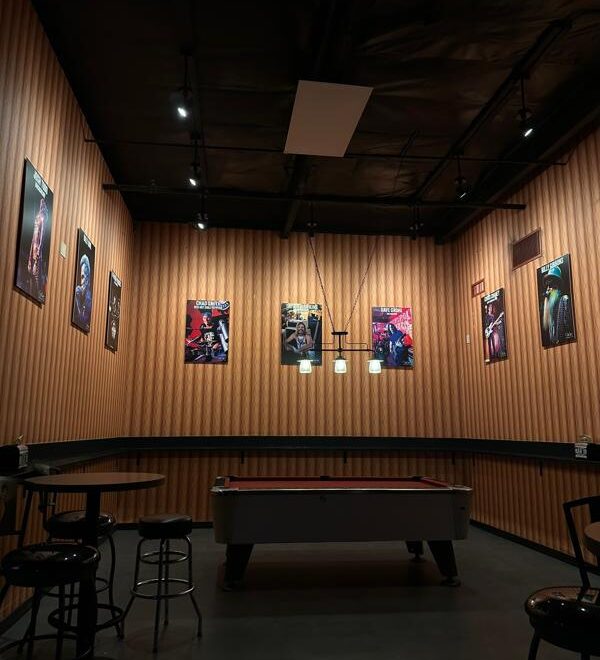 41179018-1294-494A-8F16-CD0517E95A3F-600x800